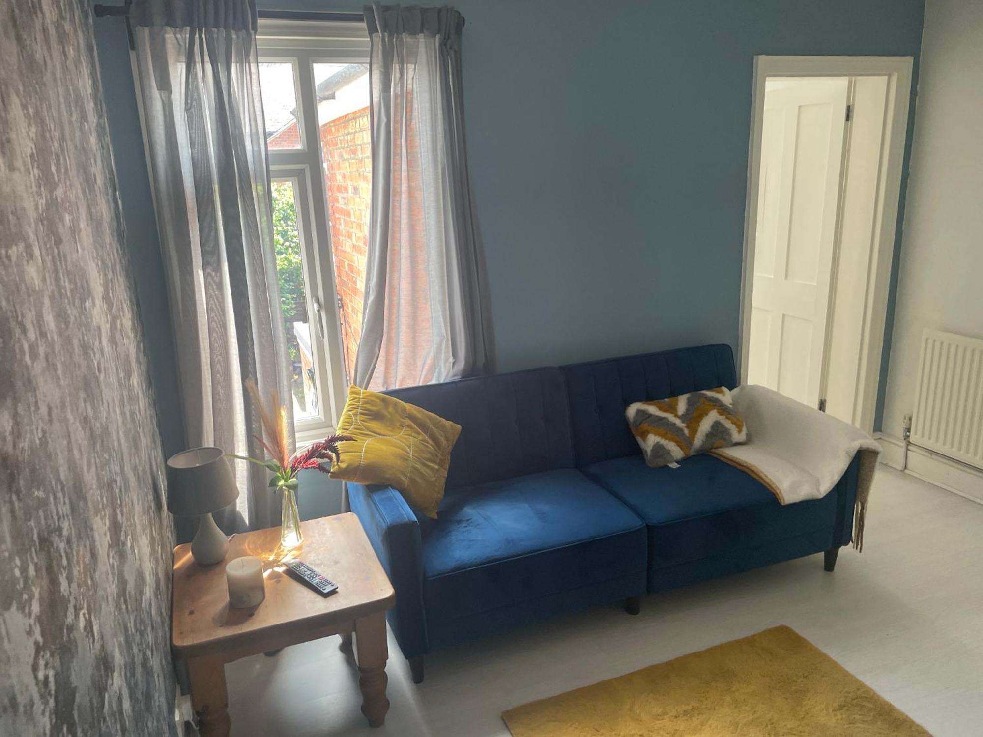 Home Sweet Home In Rg1 With Free Parking Reading Extérieur photo